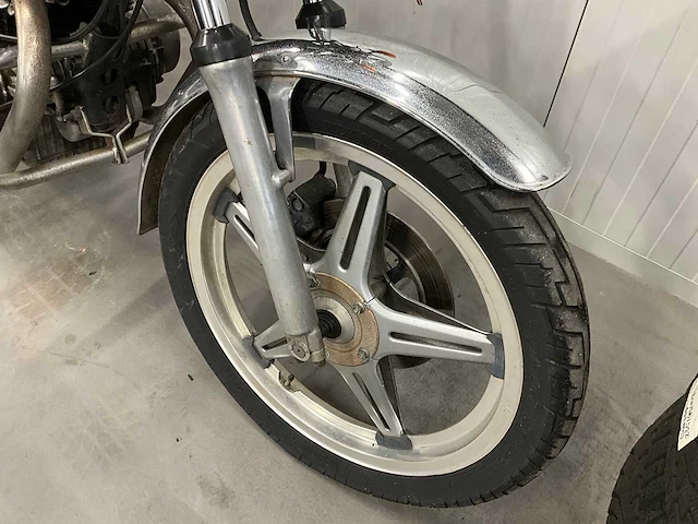 Honda - tour - cb 400 n/t - motorfiets - afbeelding 3 van  12