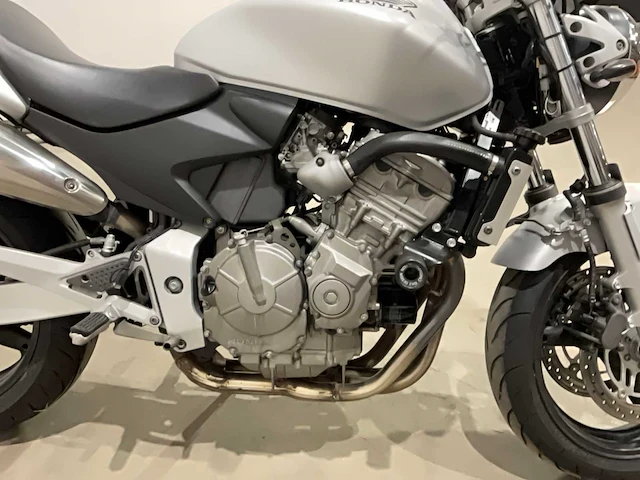 Honda - tour - cb 600 fs tophalf - motorfiets - afbeelding 17 van  18