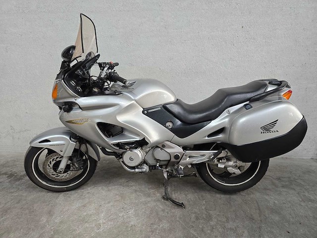 Honda - tour - nt 650 deauville - motorfiets msfb35 - afbeelding 1 van  8