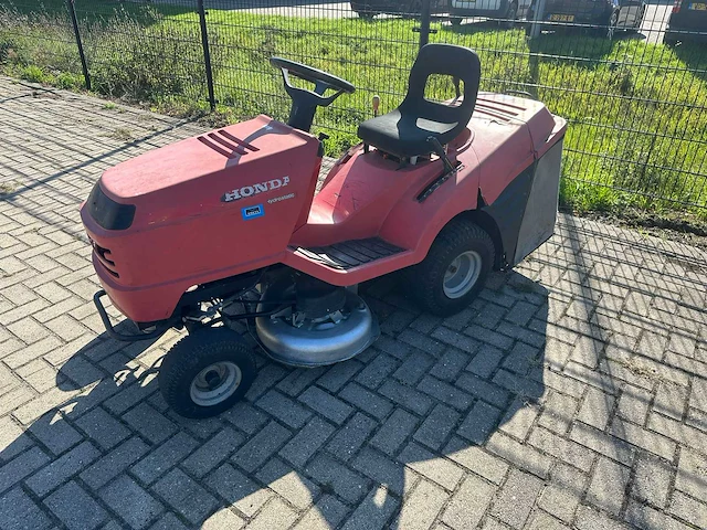 Honda - zitmaaier - afbeelding 2 van  7