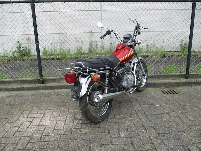 Honda 125 twin cm 125 t - oldtimer motorfiets - 2 cylinder 4 tact - motorfiets - afbeelding 11 van  12