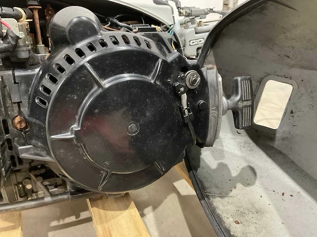 Honda 20 langstaart buitenboordmotor - afbeelding 3 van  13