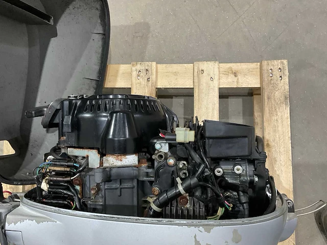 Honda 20 langstaart buitenboordmotor - afbeelding 4 van  13