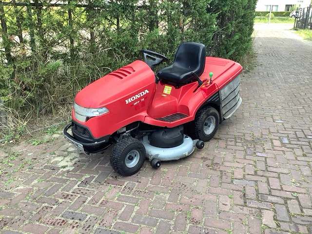 Honda 2622 zitmaaier - afbeelding 1 van  8