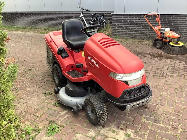 Honda 2622 zitmaaier - afbeelding 2 van  8