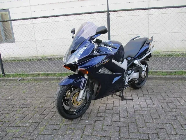 Honda 800 - sport - vfr v4 vtec - motorfiets - afbeelding 10 van  15