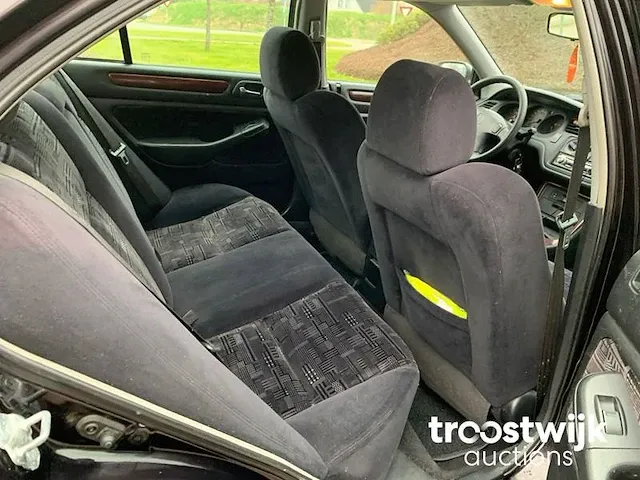 Honda accord 1.6i ls, 44-ft-kk - afbeelding 2 van  22