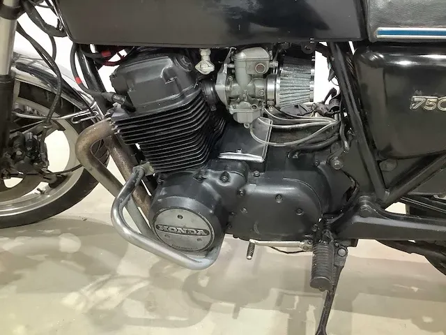 Honda cb750 motor - afbeelding 3 van  16