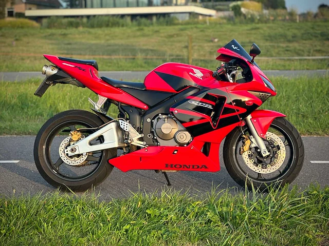 Honda cbr 600rr supersport, mh-zv-08 - afbeelding 6 van  9