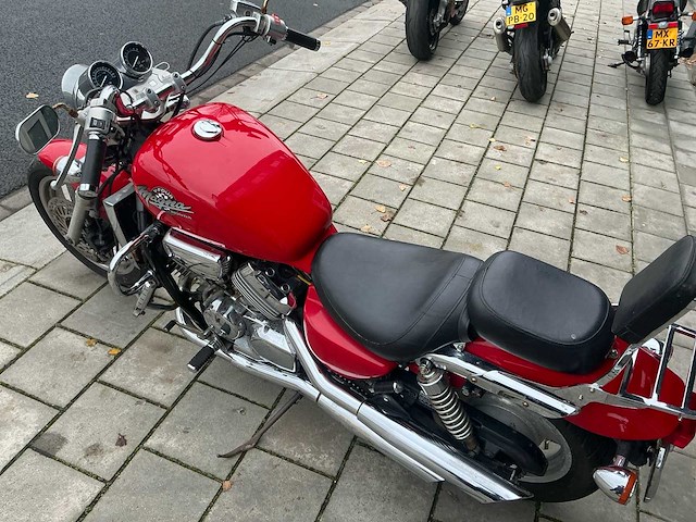 Honda chopper vf 750c magna - afbeelding 2 van  21