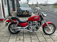 Honda chopper vf 750c magna - afbeelding 18 van  21