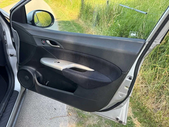 Honda civic 1.8 airco comfort 75-sv-sj - afbeelding 15 van  25