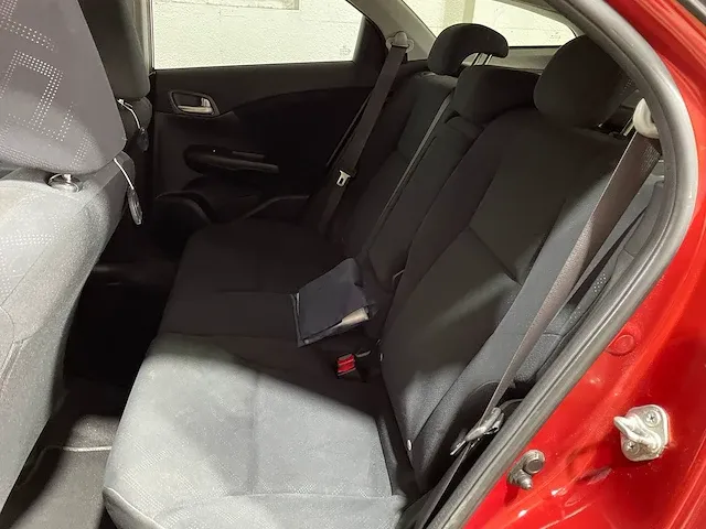 Honda civic tourer 1.6d executive, r-828-kv - afbeelding 17 van  22