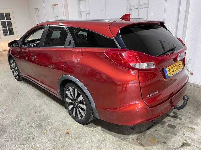 Honda civic tourer 1.6d executive, r-828-kv - afbeelding 3 van  22