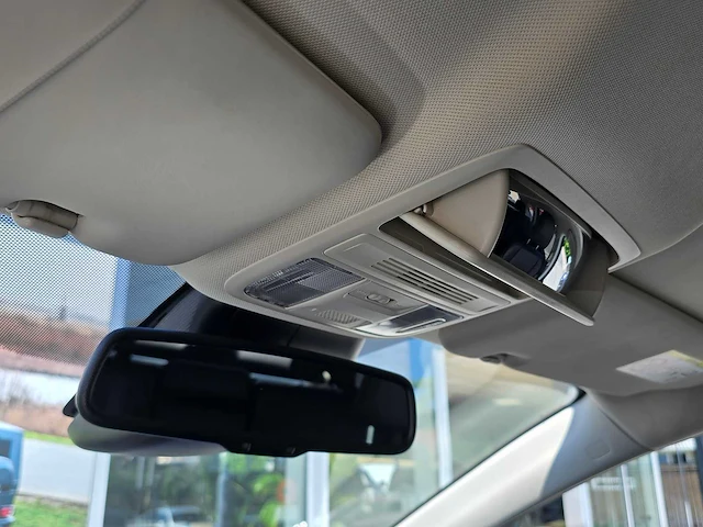 Honda cr-v 2.0 4wd executive 2018 | j-703-xv - afbeelding 24 van  33
