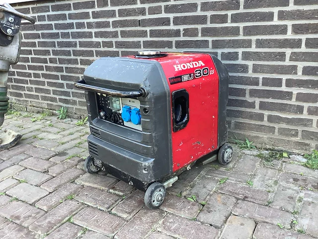 Honda eu30is stroomgenerator - afbeelding 1 van  5