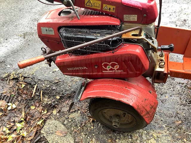 Honda f660 zelfrijdende veegmachine - afbeelding 3 van  5
