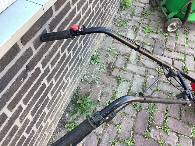 Honda fg201 grondfrees - afbeelding 4 van  5
