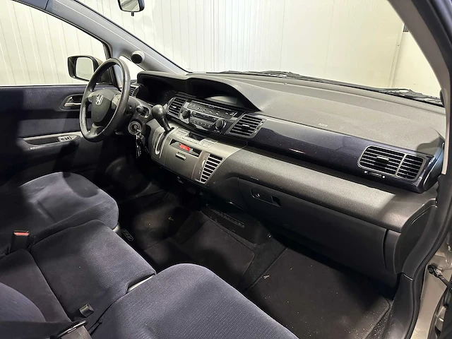 Honda fr-v 1.8i lifestyle automaat 49-xx-lv nieuwe apk - afbeelding 3 van  23