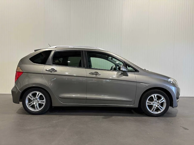 Honda fr-v 1.8i lifestyle automaat 49-xx-lv nieuwe apk - afbeelding 20 van  23