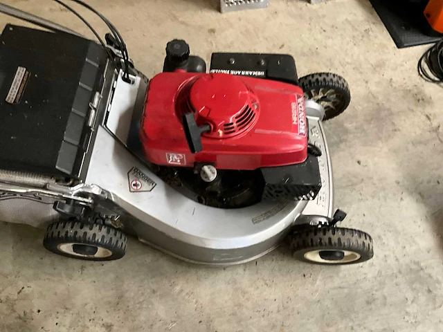 Honda grasmaaier - afbeelding 7 van  11