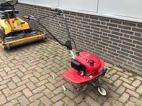 Honda grondfrees - afbeelding 1 van  4