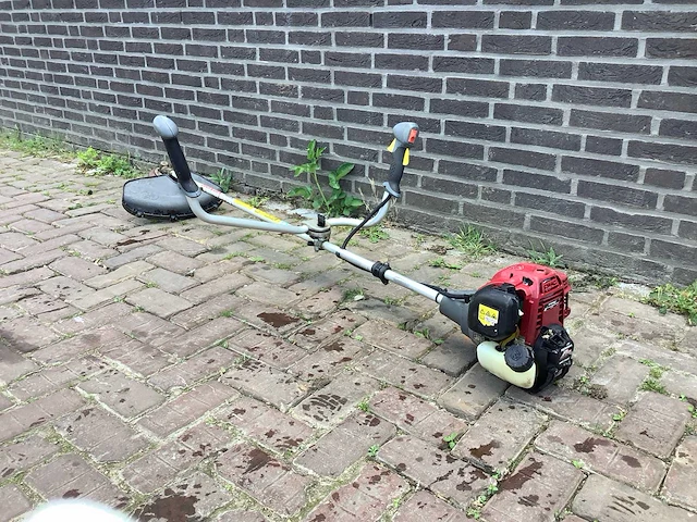 Honda gx25 bosmaaier - afbeelding 1 van  5