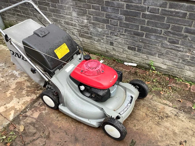 Honda hb536 grasmaaier - afbeelding 2 van  4