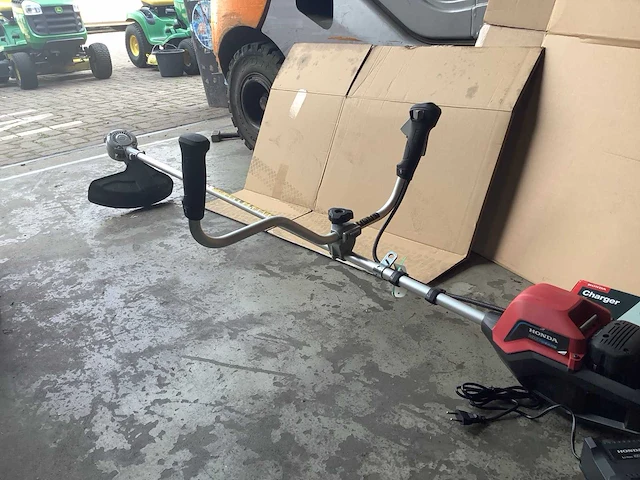 Honda hht364xb bosmaaier - afbeelding 5 van  6