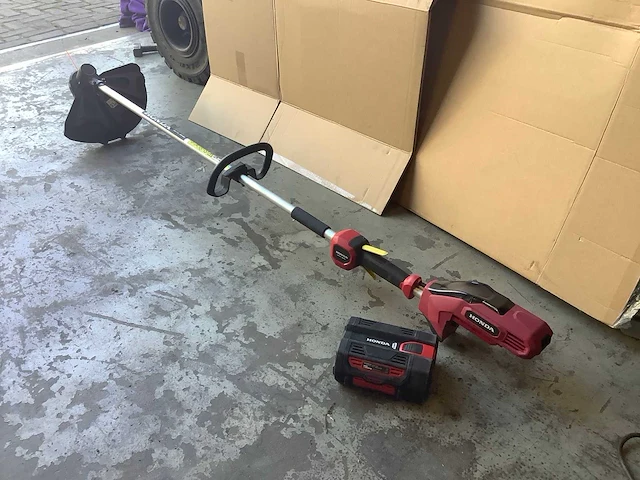 Honda hhte38 bosmaaier - afbeelding 1 van  6