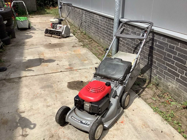 Honda hrb 475 grasmaaier - afbeelding 1 van  5