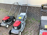 Honda hrb476 wals grasmaaier - afbeelding 1 van  4