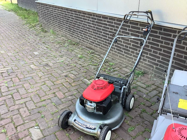 Honda hrd536 grasmaaier - afbeelding 1 van  4