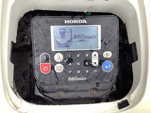 Honda hrm3000 e robotmaaier - afbeelding 3 van  4