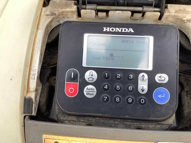 Honda hrm500 robotmaaier - afbeelding 4 van  5