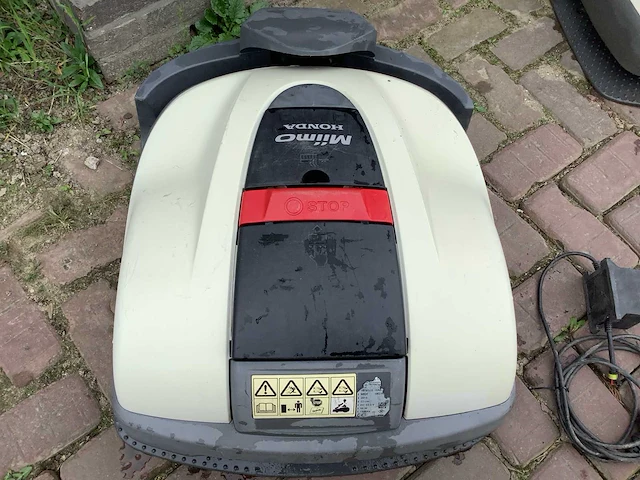 Honda hrm520 robotmaaier - afbeelding 2 van  4