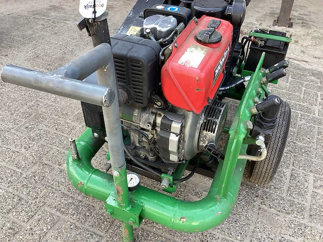 Honda mobiele zuigercompressor - afbeelding 2 van  11