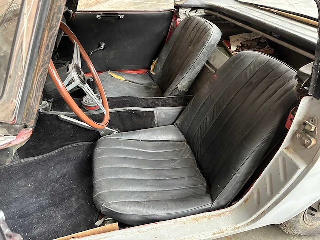 Honda s600 57pk 1964 hardtop (restauratieproject) - afbeelding 21 van  36