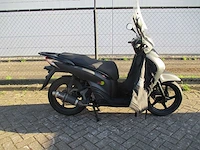Honda sh 125 i - motorscooter - motorfiets - afbeelding 8 van  11