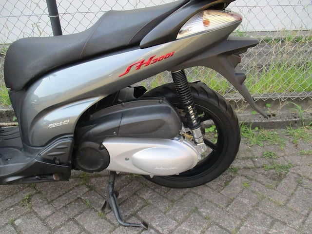 Honda sh 300i - motorscooter - abs combined - motorfiets - afbeelding 8 van  15