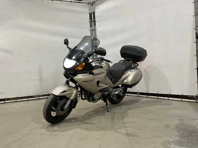 Honda tour douville motorfiets - afbeelding 1 van  17