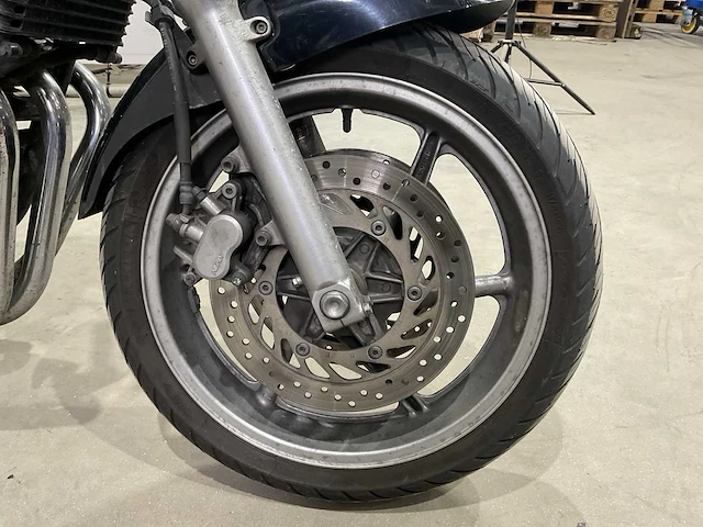 Honda tour motorfiets - afbeelding 14 van  15