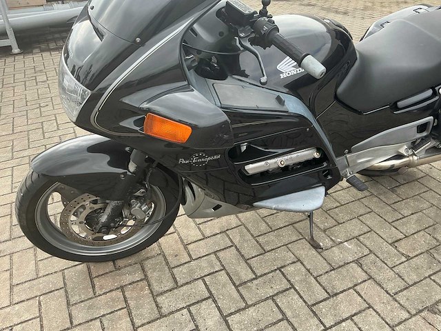 Honda tour motorfiets - afbeelding 12 van  13