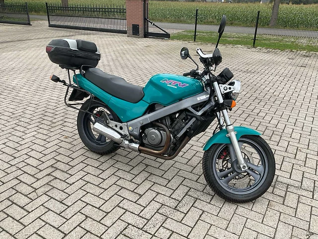 Honda tour rc33 motorfiets - afbeelding 1 van  11