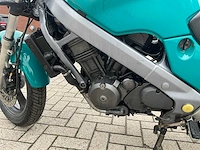Honda tour rc33 motorfiets - afbeelding 10 van  11