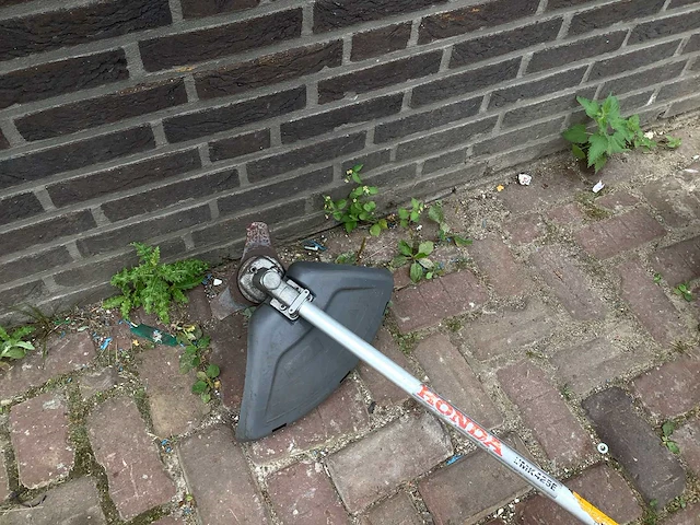 Honda umk425 bosmaaier - afbeelding 4 van  5