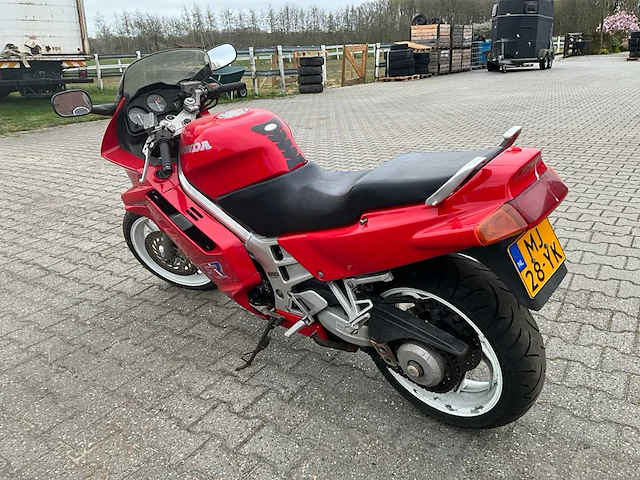 Honda vfr750f motorfiets - afbeelding 17 van  23
