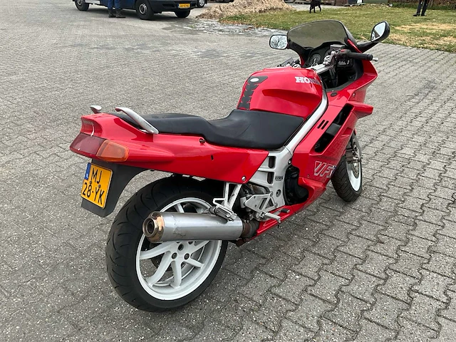 Honda vfr750f motorfiets - afbeelding 19 van  23