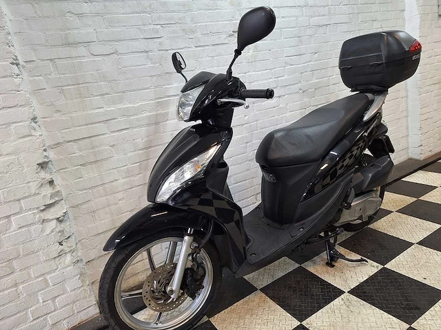 Honda vision 45 km bromscooter 4takt - afbeelding 2 van  7