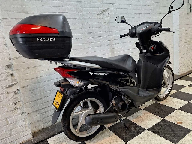 Honda vision 45 km bromscooter 4takt - afbeelding 5 van  7